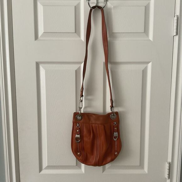 B Makowsky Leather Crossbody Shoulder Bag Silver Terracotta Camel 2000s - Picture 2 of 4
